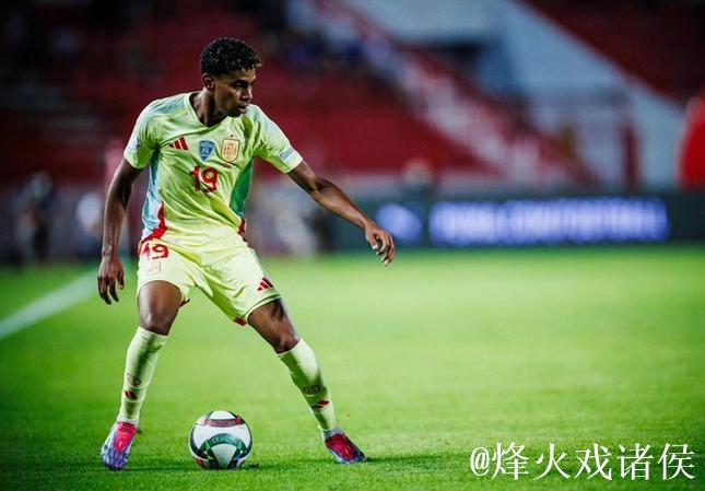 莱万荣膺赛季最佳球员 德甲收官日两大悬念尘埃落定